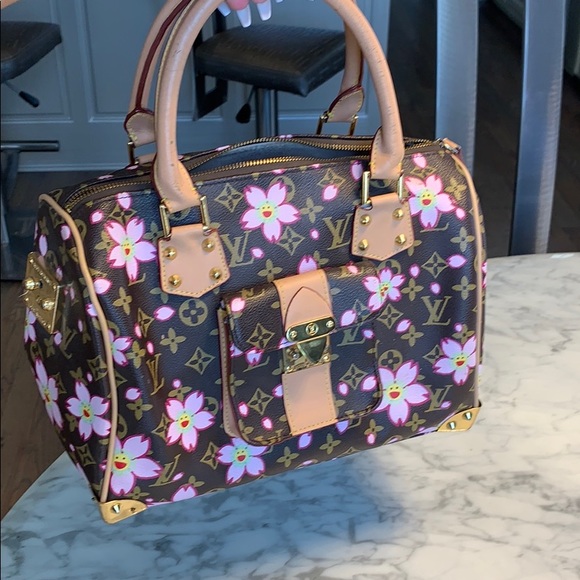 Replica !! Not real .    Purse . Bag . - Picture 8 of 8